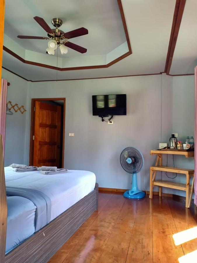 Walk In Homestay Ko Kut Kültér fotó