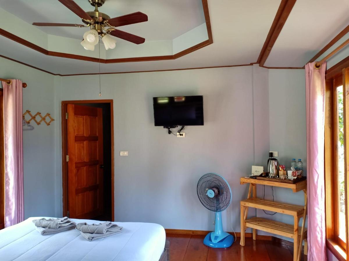 Walk In Homestay Ko Kut Kültér fotó