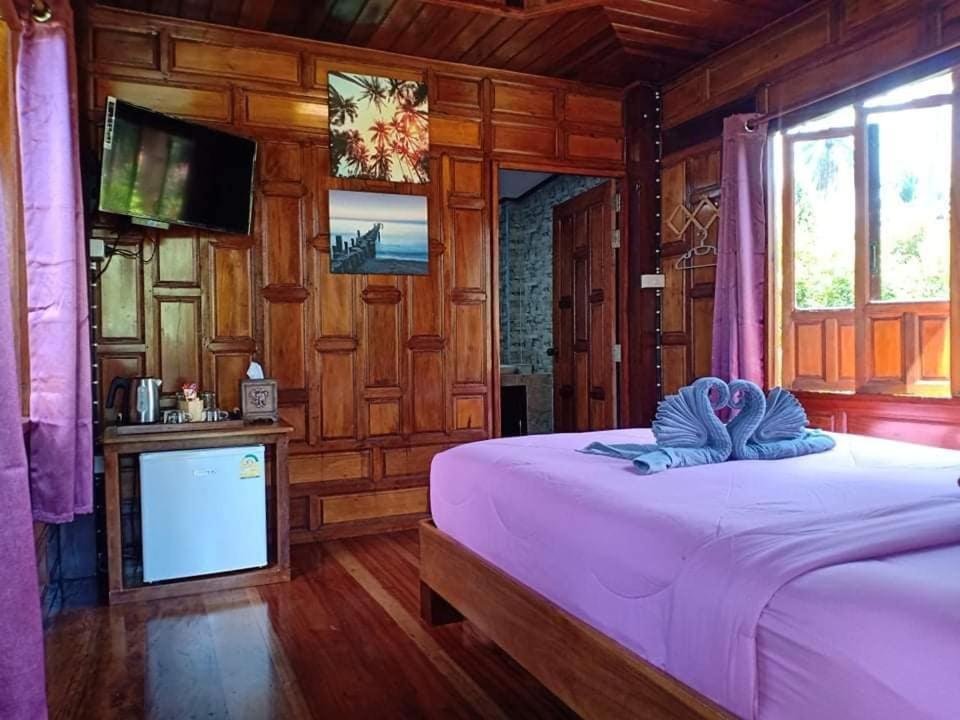 Walk In Homestay Ko Kut Kültér fotó