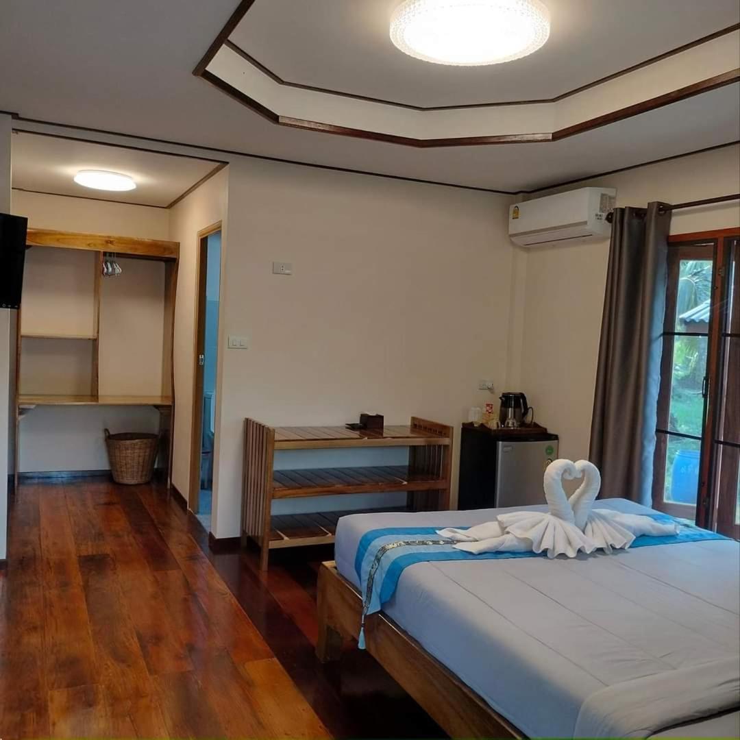Walk In Homestay Ko Kut Kültér fotó