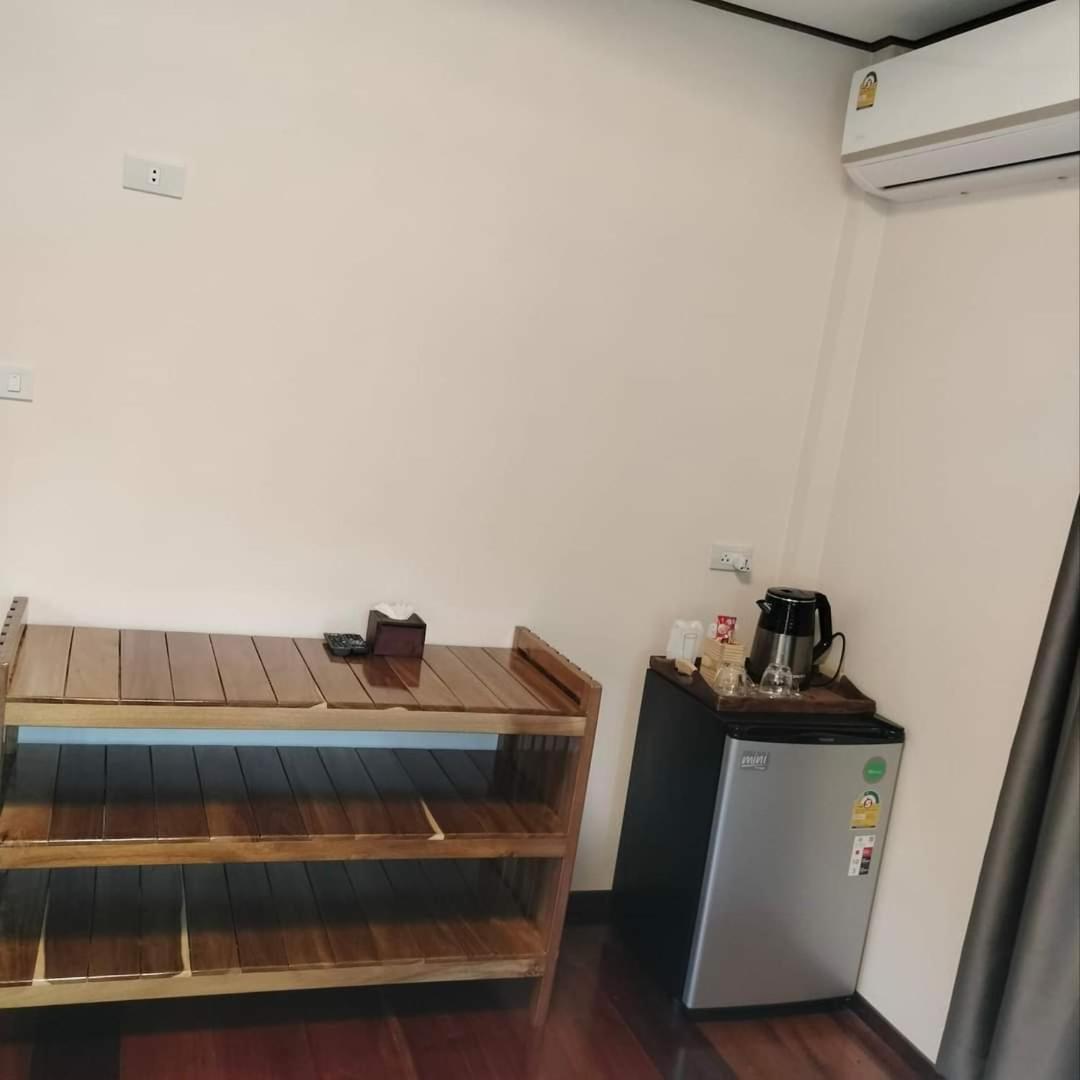 Walk In Homestay Ko Kut Kültér fotó
